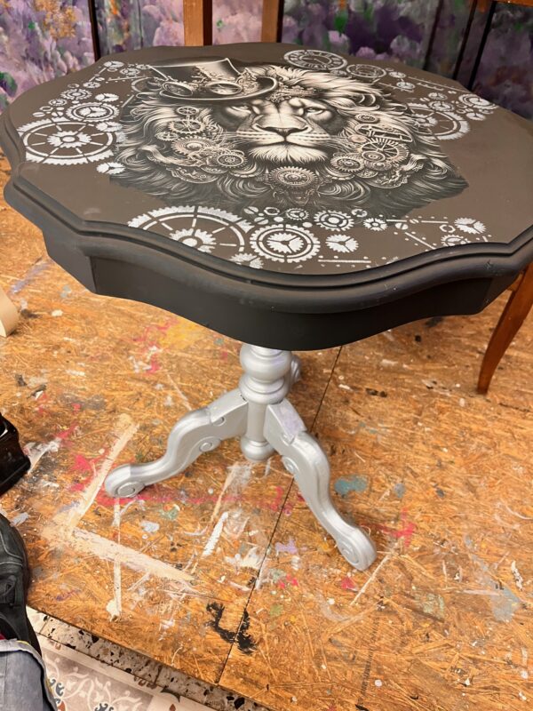 Steampunk Tisch "Löwe" – Bild 3