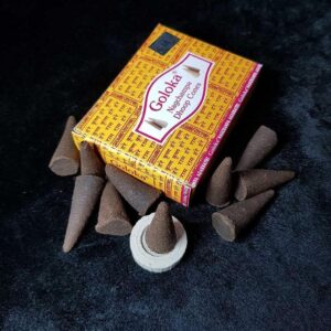 Goloka Nagchampa Dhoop Cones Räucherkegel mit Halter